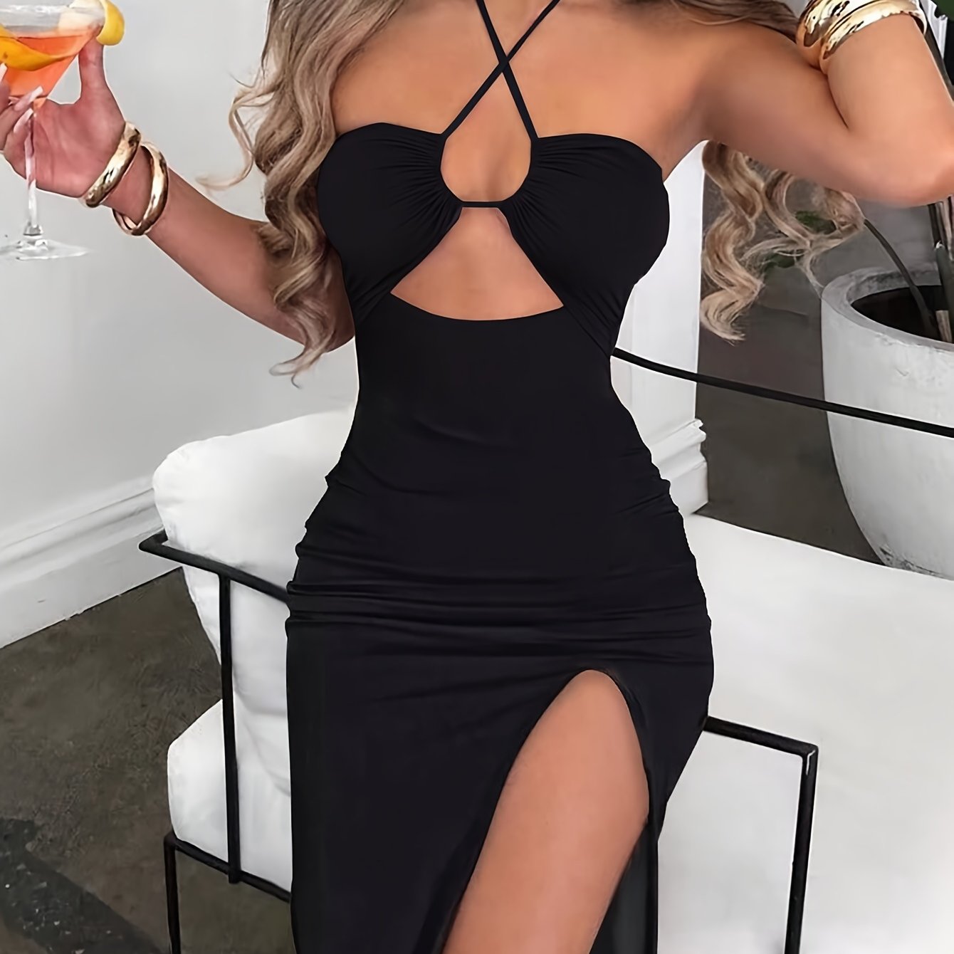 Kvinders sexede sorte ærmeløse bodycon-kjole uden ryg