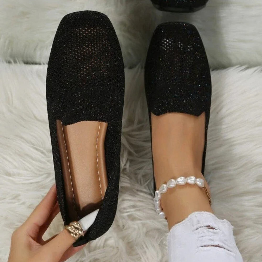 Relaxed Shoes Womens