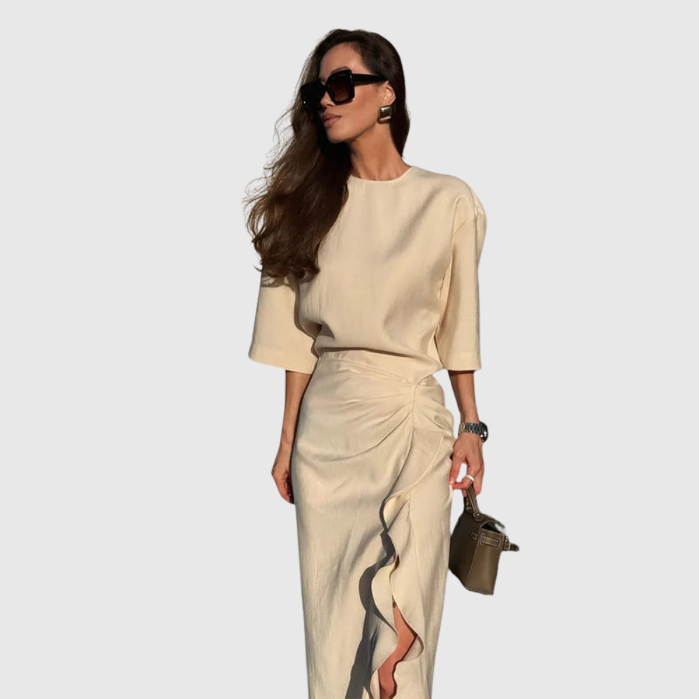Round Neck Pleated Midi Dress