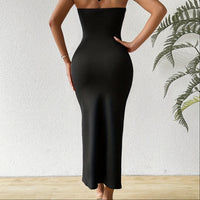 Kvinders sexede sorte ærmeløse bodycon-kjole uden ryg