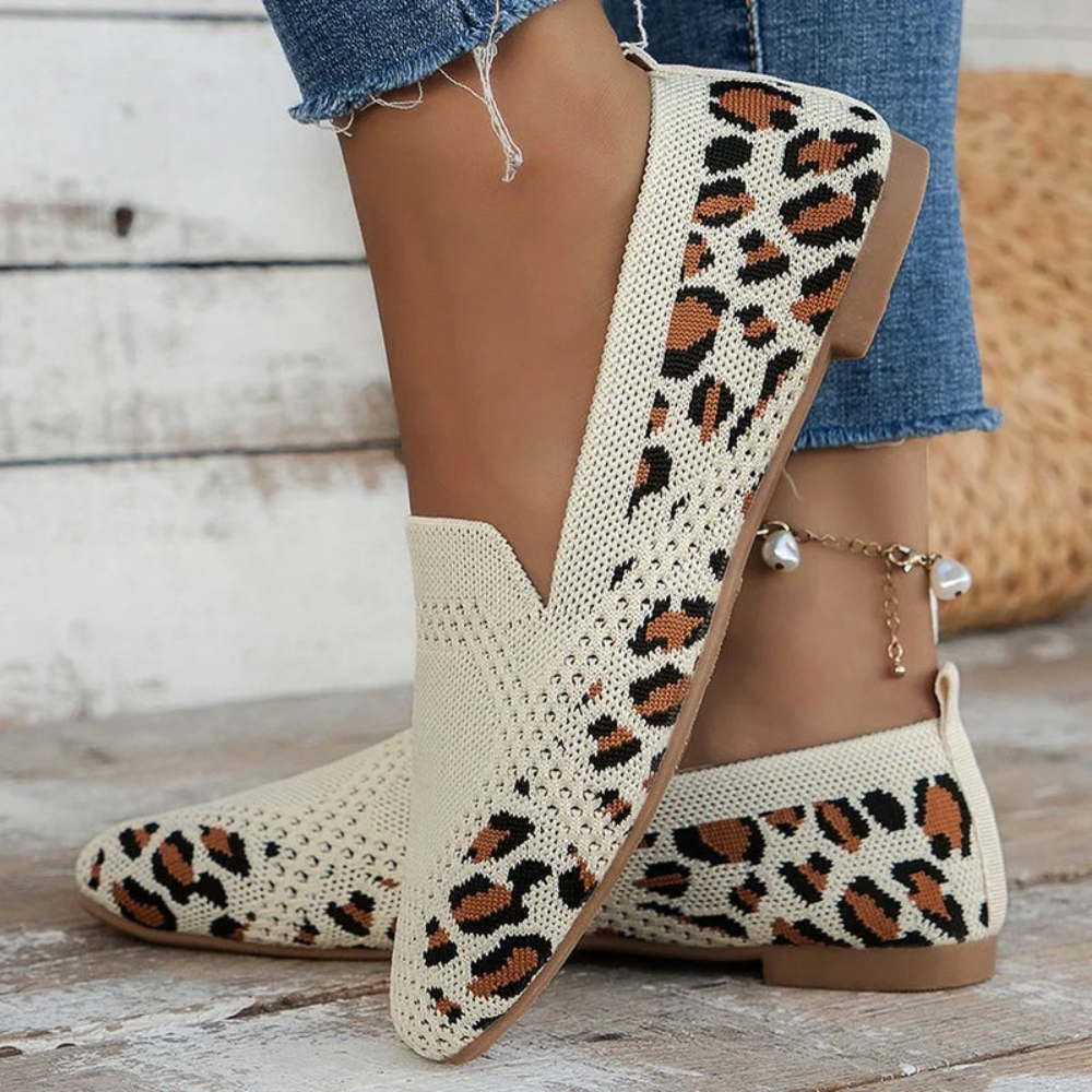 Relaxed Shoes Womens