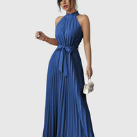 Elegant ærmeløs plisseret midi-kjole