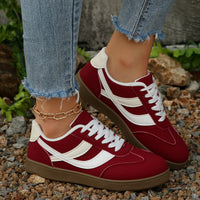 Comfortable Lace Up Casual Sneakers