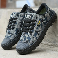 Outdoor Canvas Work Sneakers