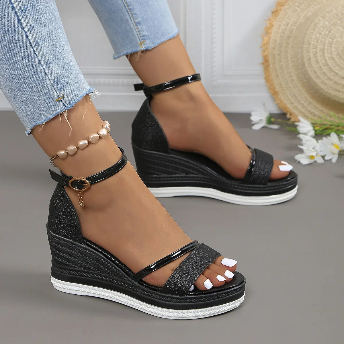 Relaxed Summer Sandals Women's